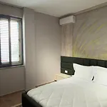 Apart Otel Agora 3*