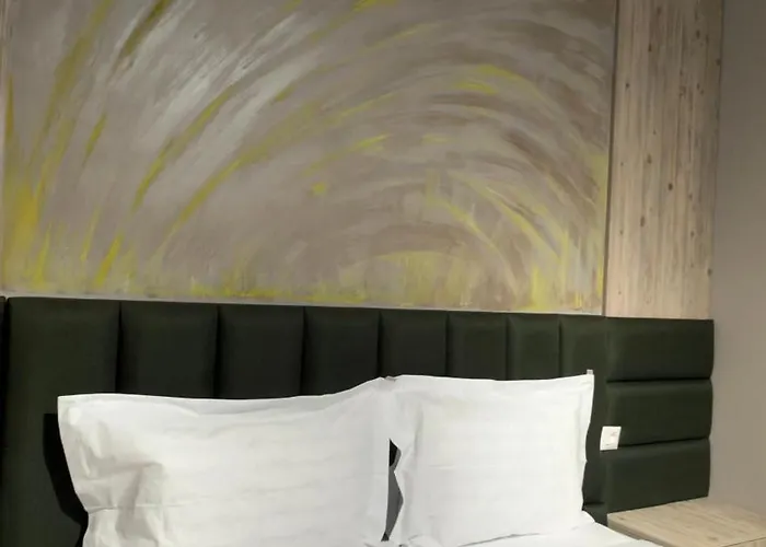 شقة فندقية Agora Aparthotel تيرانا