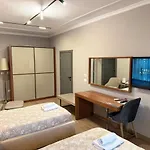 Agora 3*