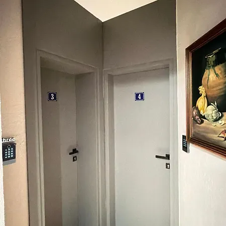 Agora Boutique