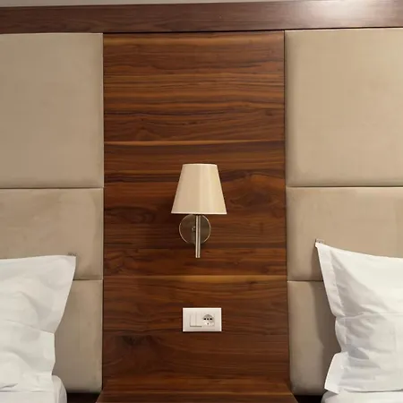 Agora Boutique 3* Tirana