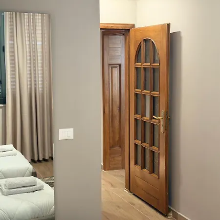 公寓式酒店 Agora Aparthotel 3*